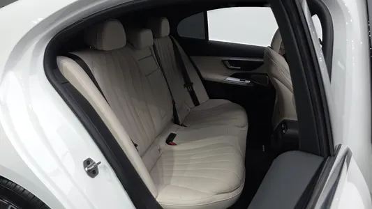 Mercedes-Benz E-Class W214 E300 4MATIC AMG Line 2026 11