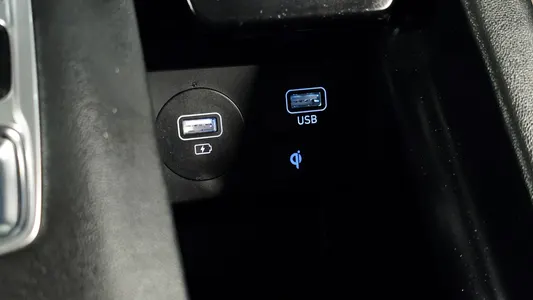 Hyundai IG 2022 12