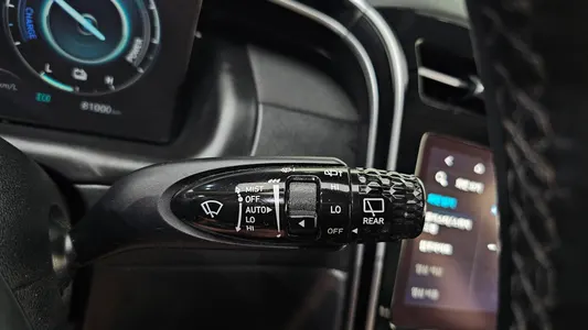 Hyundai (NX4) 2WD 2021 18