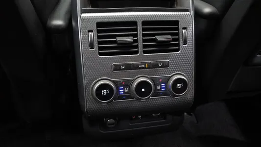 Land Rover 2 3.0 SDV6 AB 2015 28