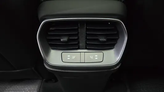 BYD 7 2025 31