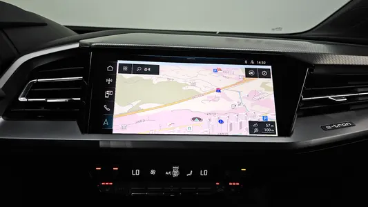 Audi Q4 e- (F4) 40 2022 14