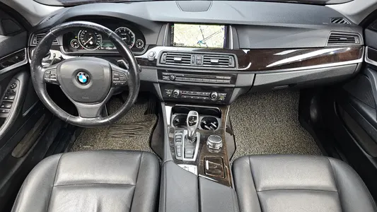 BMW 5 Series (F10) 528i xDrive M 2016 7