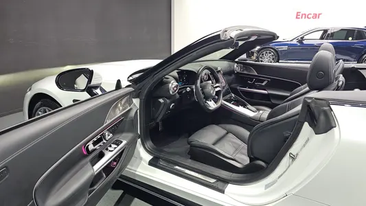 Mercedes-Benz SL-Class R232 AMG SL63 4MATIC+ 2023 10