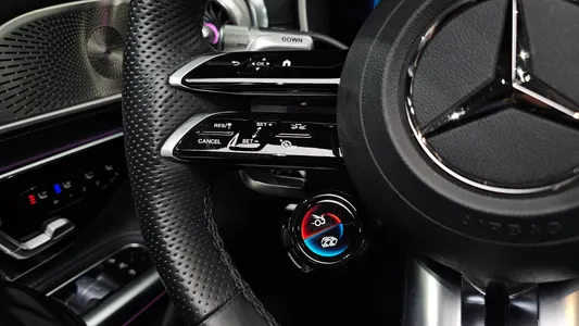 Mercedes-Benz SL-Class R232 AMG SL63 4MATIC+ 2023 17