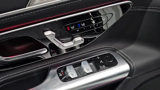 Mercedes-Benz SL-Class R232 AMG SL63 4MATIC+ 2023 19