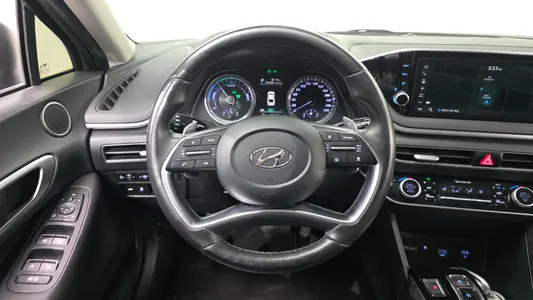 Hyundai (DN8) 2022 12