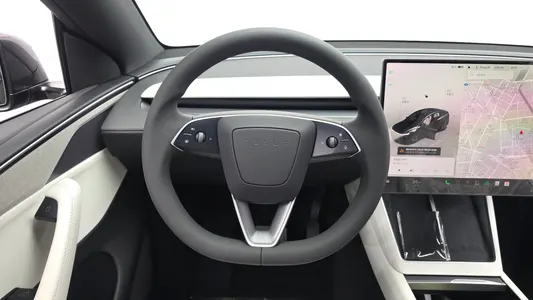 Tesla Y L AWD 2026 14