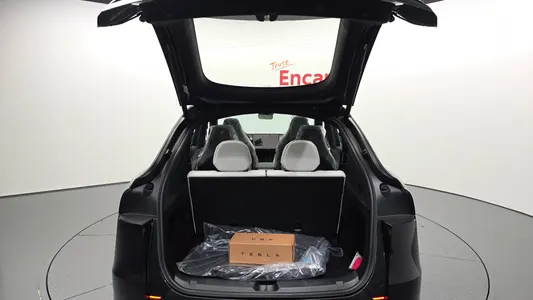 Tesla Y L AWD 2026 20