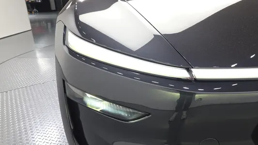 Tesla Y L AWD 2026 22