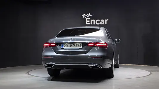 Mercedes-Benz E-Class W213 E250 2023 4