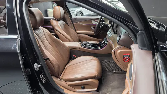 Mercedes-Benz E-Class W213 E220d 4MATIC 2017 11