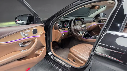 Mercedes-Benz E-Class W213 E220d 4MATIC 2017 10
