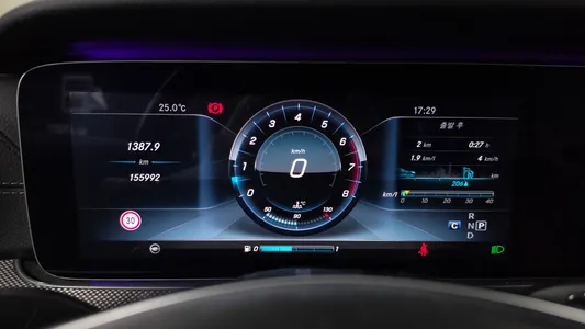 Mercedes-Benz E-Class W213 E400 4MATIC 2017 8