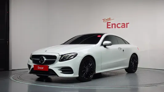 Mercedes-Benz E-Class W213 E400 4MATIC 2017