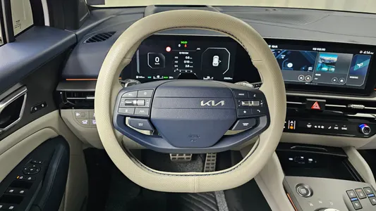 Kia 5 HEV 1.6 4WD 2025 14