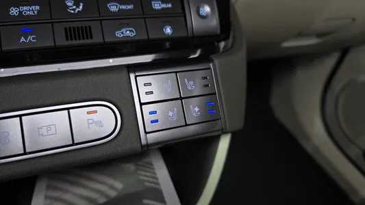 Hyundai 캐스퍼 일렉트릭 2025 12
