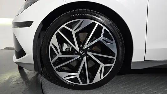 Hyundai Ioniq 6 AWD 2024 5