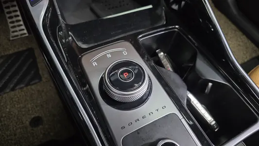 Kia 4 HEV 1.6 2WD 2023 9