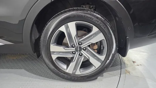 Kia 4 HEV 1.6 2WD 2023 21