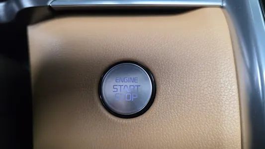 Kia 4 HEV 1.6 2WD 2023 36