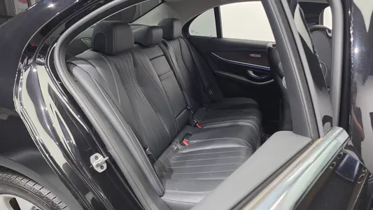 Mercedes-Benz E-Class W213 E220d 4MATIC 2019 12