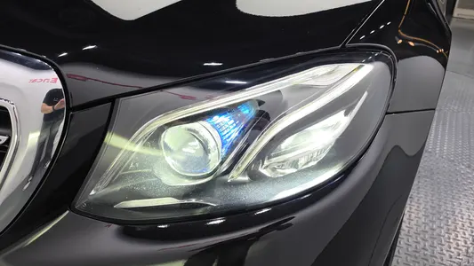 Mercedes-Benz E-Class W213 E220d 4MATIC 2019 22