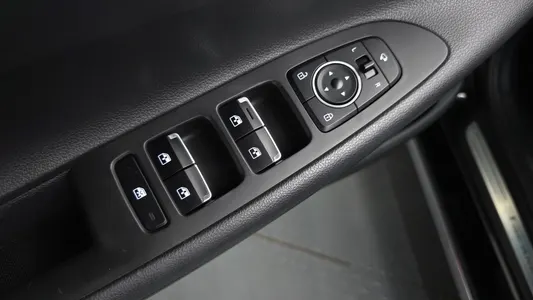 Hyundai IG 2.5 2020 38