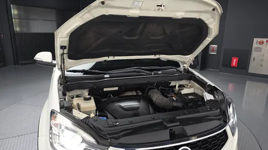 KG Mobility C 2.2 RX 2WD 2016 6