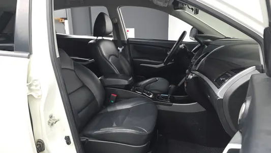 KG Mobility C 2.2 RX 2WD 2016 11