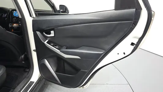 KG Mobility C 2.2 RX 2WD 2016 25