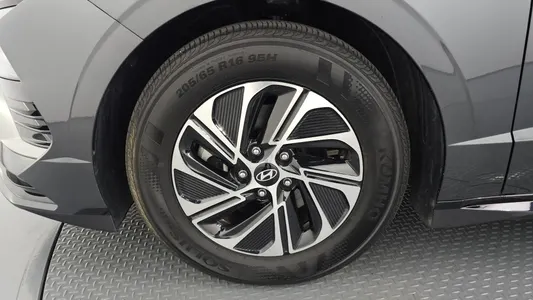 Hyundai (DN8) 2025 5