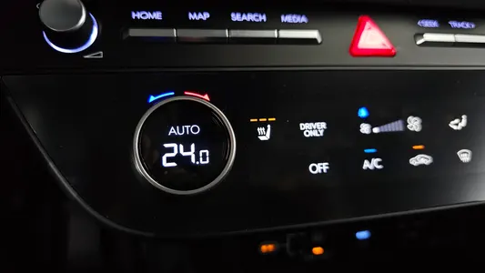 Hyundai (DN8) 2025 17