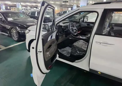 Kia 4 HEV 9 2026 4