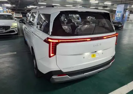 Kia 4 HEV 9 2026 10