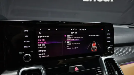 Kia 4 2.2 4WD 2020 15