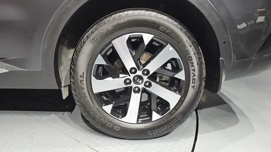 Kia 4 2.2 4WD 2020 21