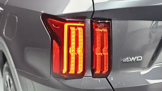 Kia 4 2.2 4WD 2020 23