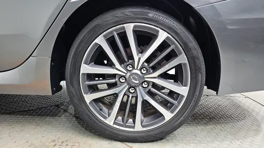 Renault Korea SM7 LPLI 2.0 LPe 2019 21