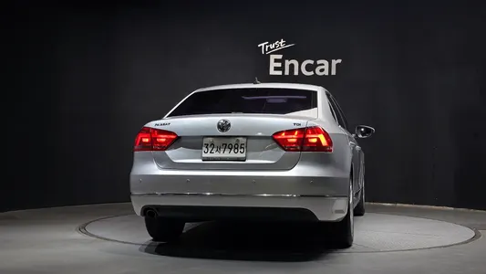 Volkswagen 파사트 2.0 TDI 2014 4