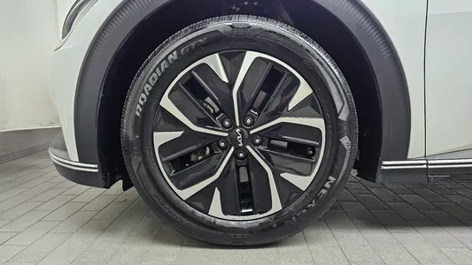 Kia EV6 2022 5