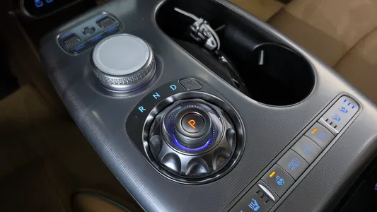 Genesis GV60 2022 9