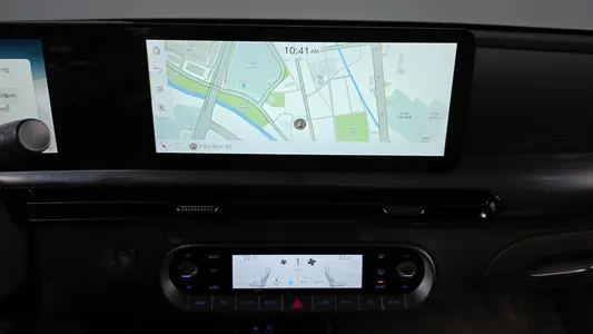 Genesis GV60 2022 12