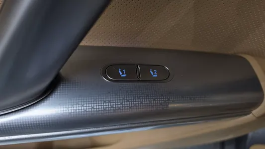 Genesis GV60 2022 17