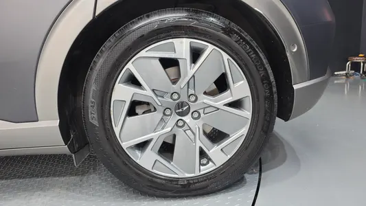 Genesis GV60 2022 21