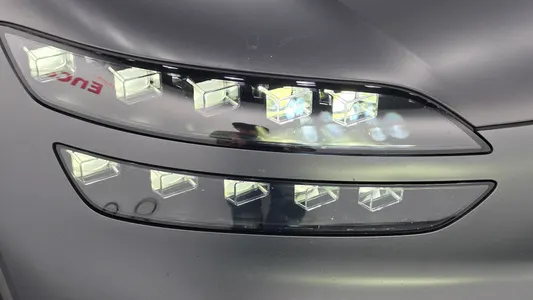 Genesis GV60 2022 22