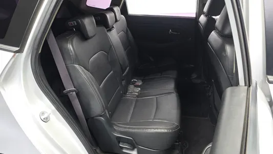 Kia 카렌스 2.0 LPI 2017 12