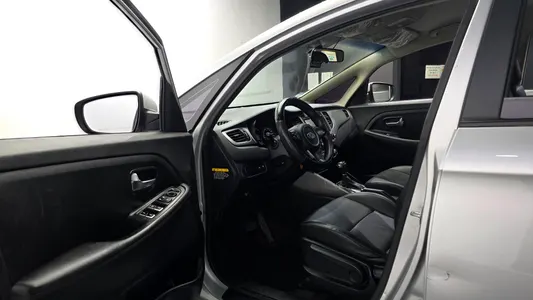 Kia 카렌스 2.0 LPI 2017 10