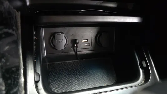 Kia 카렌스 2.0 LPI 2017 17