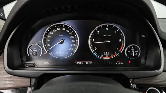 BMW X5 (F15) xDrive 30d 2015 8